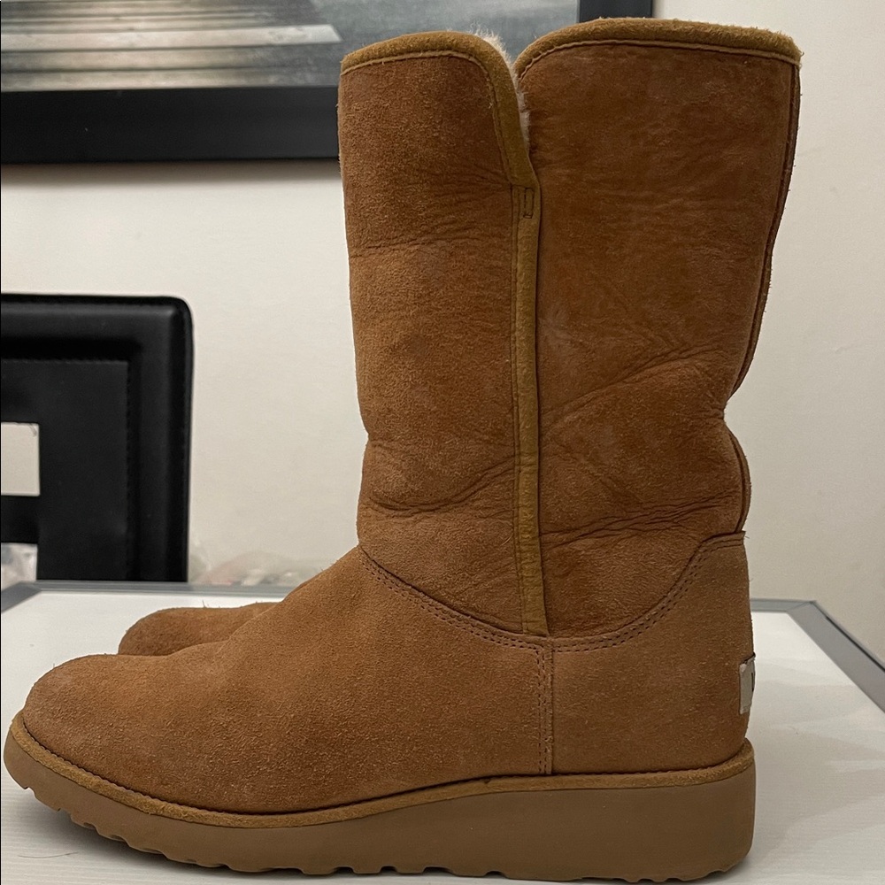 UGG AMIE CHESTNUT SUEDE FUR WEDGE BOOTS WOMENS SIZE 9